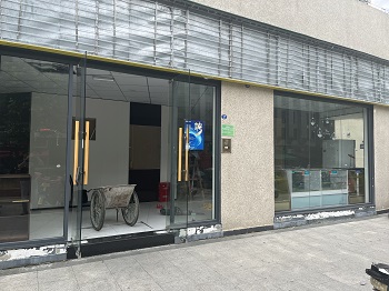 鹭燕霞光东里店